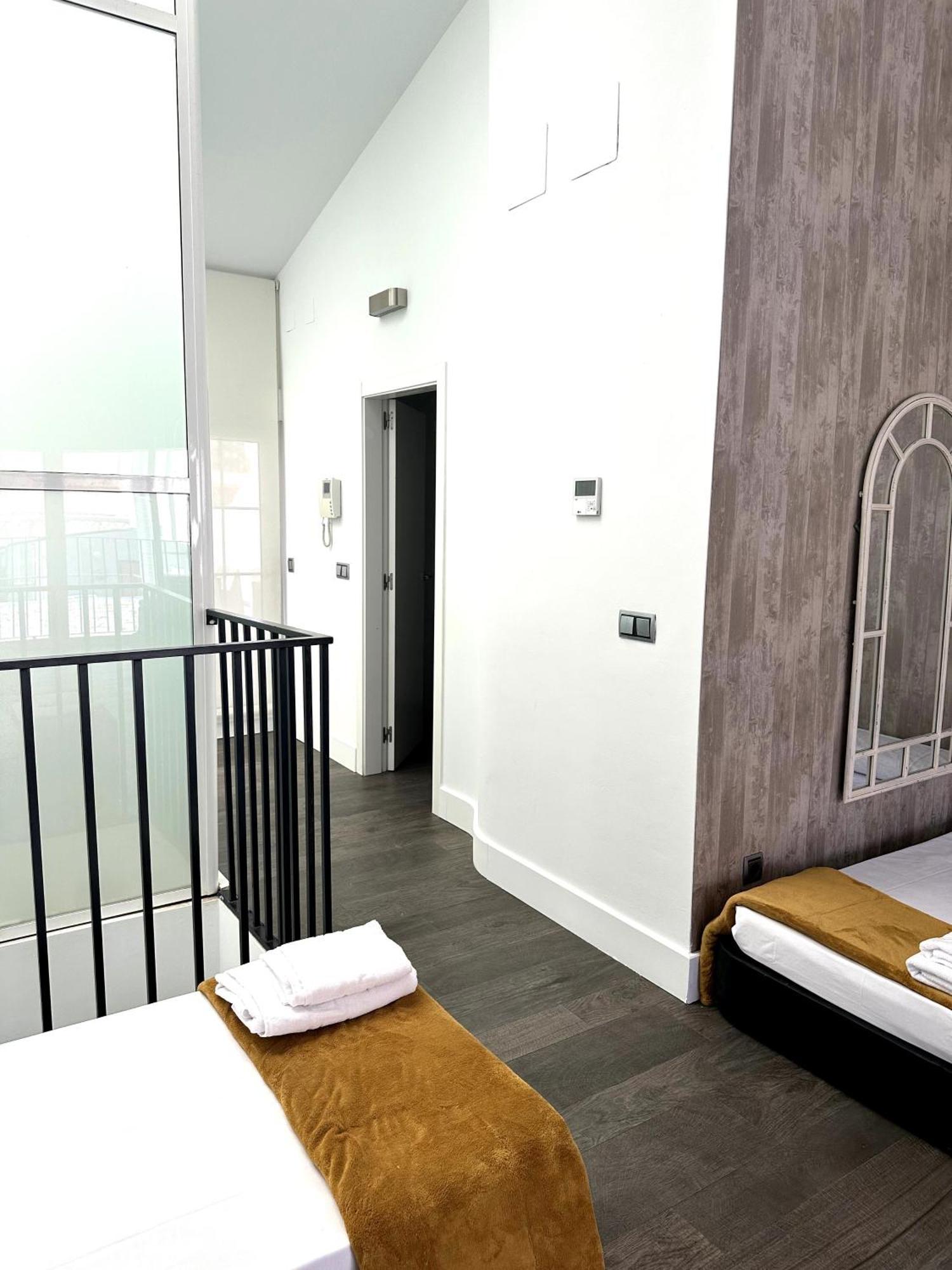 Mercado Central Suites Valencia Eksteriør bilde