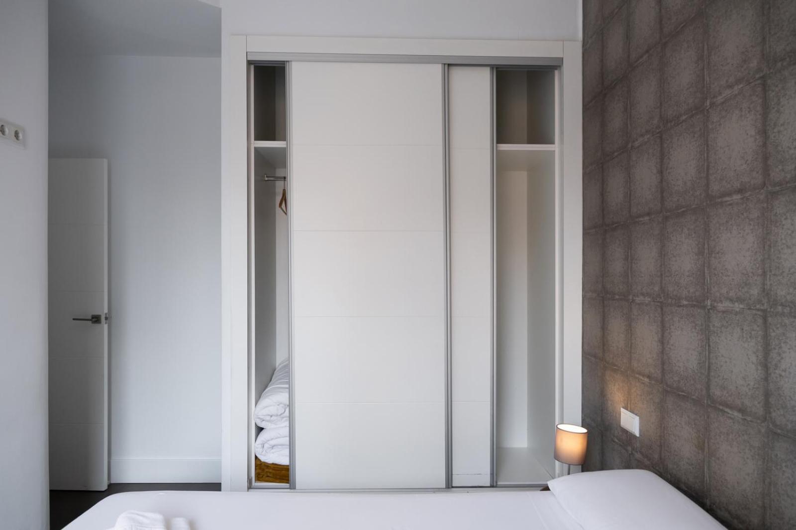 Mercado Central Suites Valencia Eksteriør bilde